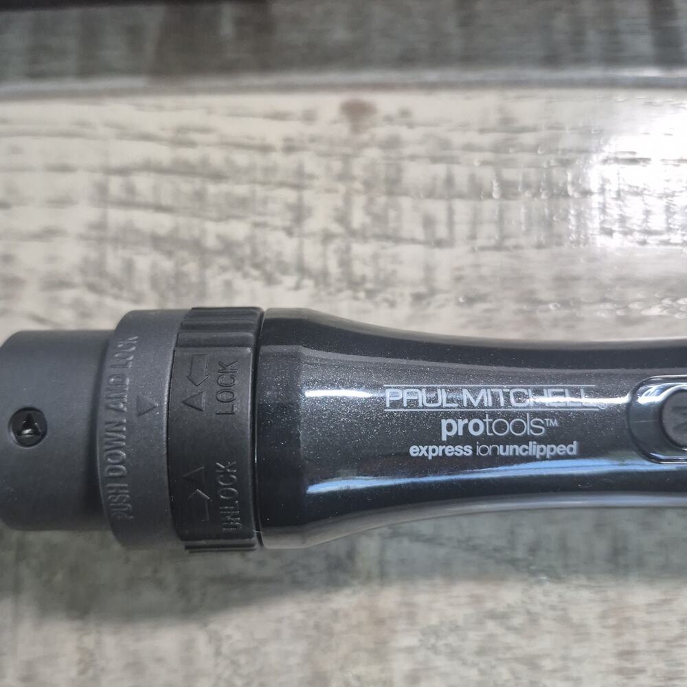 Paul Mitchell Express Ion Unclipped 3-in-1 Curling Iron - Black (31INA) - Picture 6 of 7